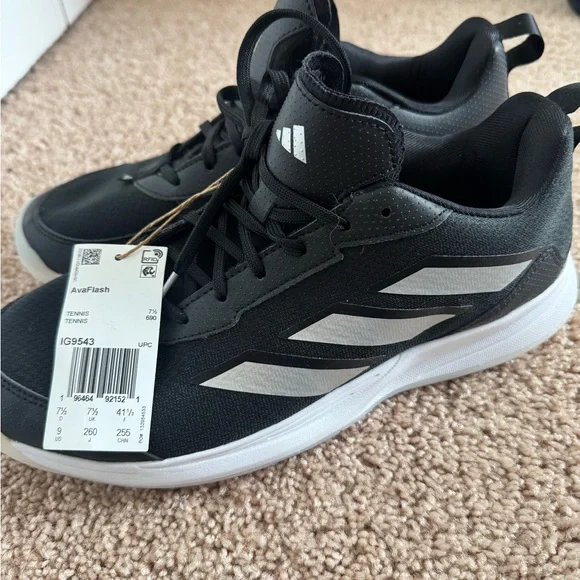 Tennis Shoes - Picture 5 of 6